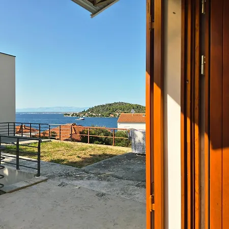 Longin Sea View Kali