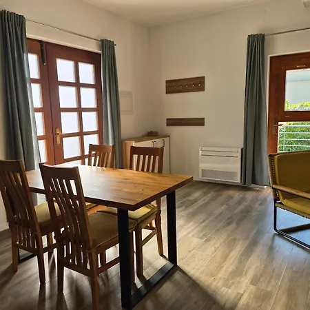 Longin Sea View * Kali