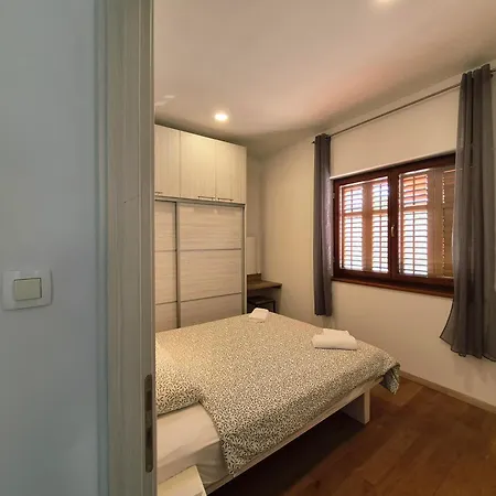 Apartman Longin Sea View Kali