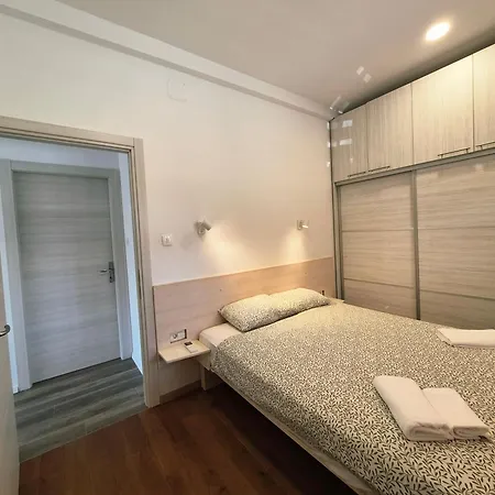Διαμέρισμα Longin Sea View